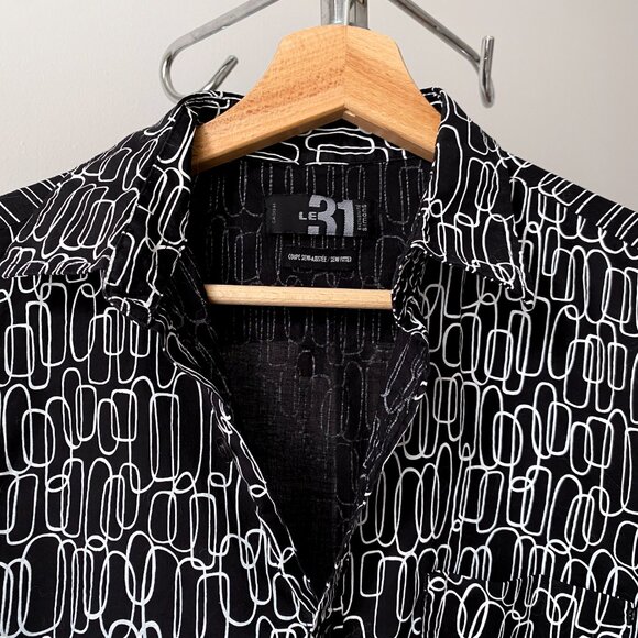 🌿 Black & White Geometric Print Semi Fitted Cotton Button Down Shirt by Le 31 - Picture 4 of 9